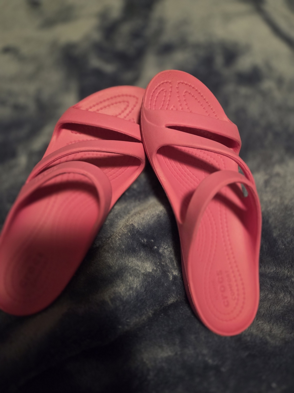 CROCS Women's Bright Pink Dual-Strap Slide Sandals
